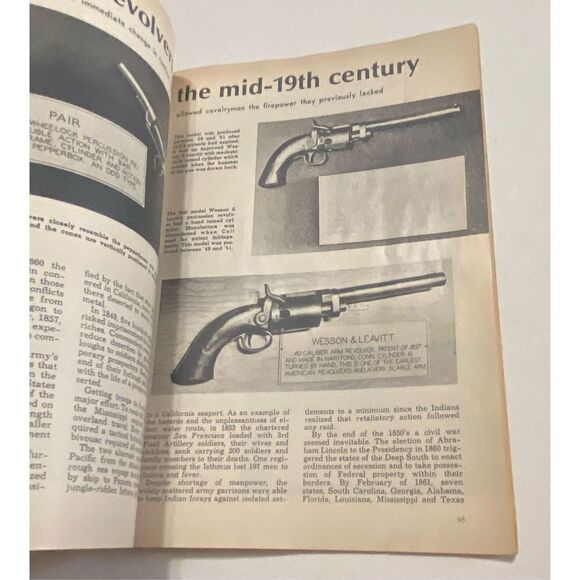 Famous Guns From The Harolds Club Collection By Hank Weiand Bowman 1962 - Picture 11 of 13